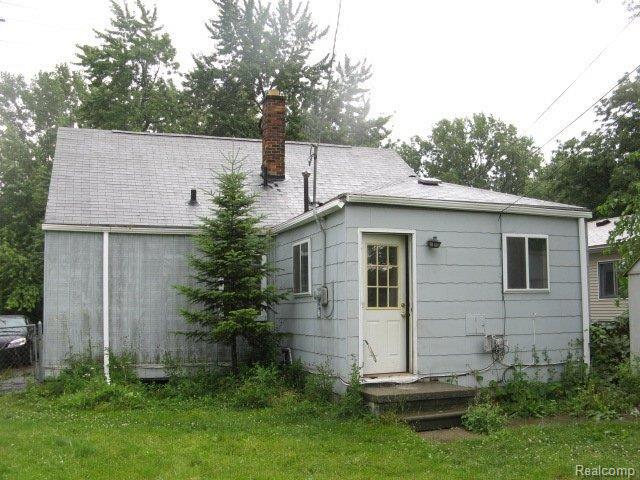 13721 Toepfer Road Warren, MI 48089 - Photo 9 of 9 3 Rear