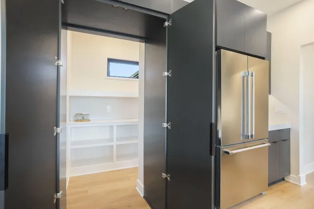 $975,000 | 6788 120th Avenue, Fennville, MI 49408