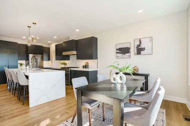 $975,000 | 6788 120th Avenue, Fennville, MI 49408