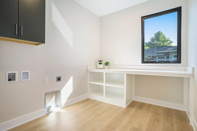 $975,000 | 6788 120th Avenue, Fennville, MI 49408