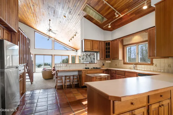 $795,000 | 54 Hillcrest Drive, Berne, NY 12059