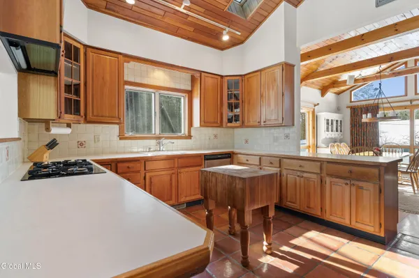 $795,000 | 54 Hillcrest Drive, Berne, NY 12059