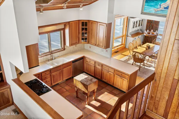 $795,000 | 54 Hillcrest Drive, Berne, NY 12059