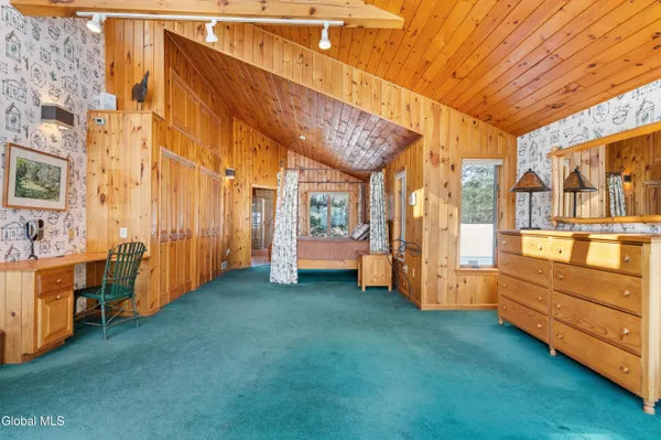 $795,000 | 54 Hillcrest Drive, Berne, NY 12059