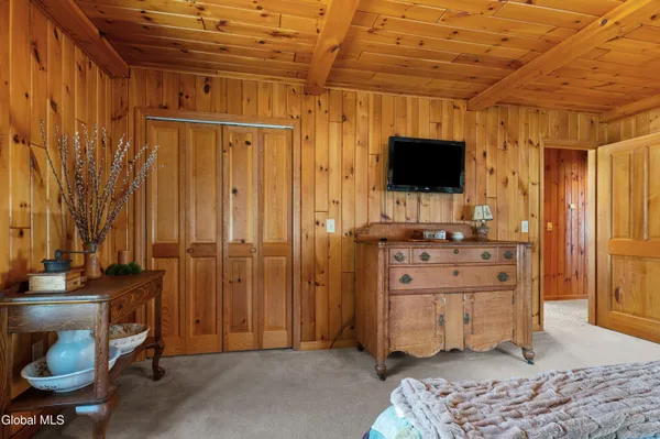 $795,000 | 54 Hillcrest Drive, Berne, NY 12059