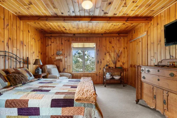 $795,000 | 54 Hillcrest Drive, Berne, NY 12059