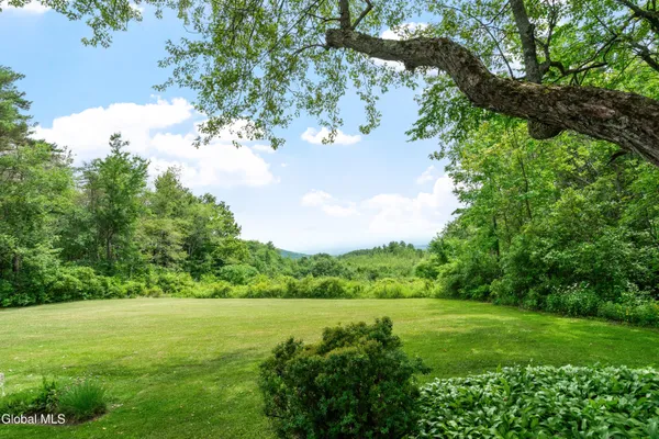 $795,000 | 54 Hillcrest Drive, Berne, NY 12059