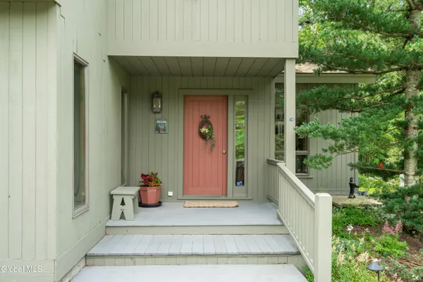 $795,000 | 54 Hillcrest Drive, Berne, NY 12059