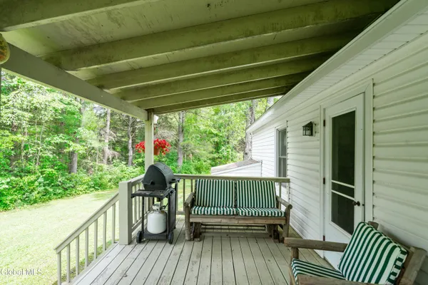 $795,000 | 54 Hillcrest Drive, Berne, NY 12059