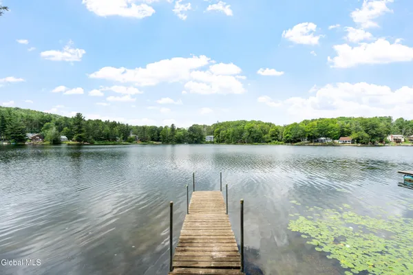 $795,000 | 54 Hillcrest Drive, Berne, NY 12059