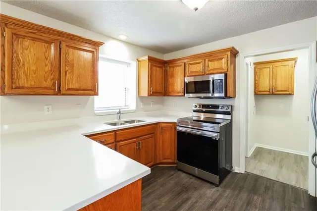 $2,420 | 1495 Northwest Yankee Drive, Blue Springs, MO 64015