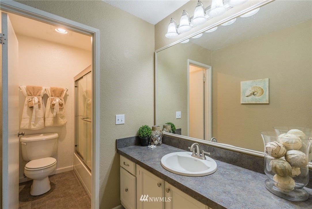 7447 Old Redmond Road, Unit 319 Redmond, WA 98052 - Photo 13 of 14