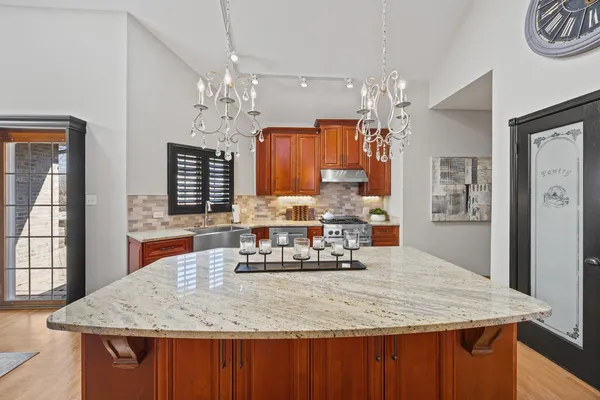 $895,000 | 17131 Warbler Lane, Orland Park, IL 60467