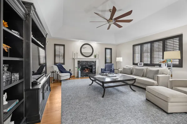 $895,000 | 17131 Warbler Lane, Orland Park, IL 60467