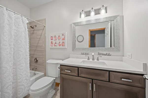 $895,000 | 17131 Warbler Lane, Orland Park, IL 60467