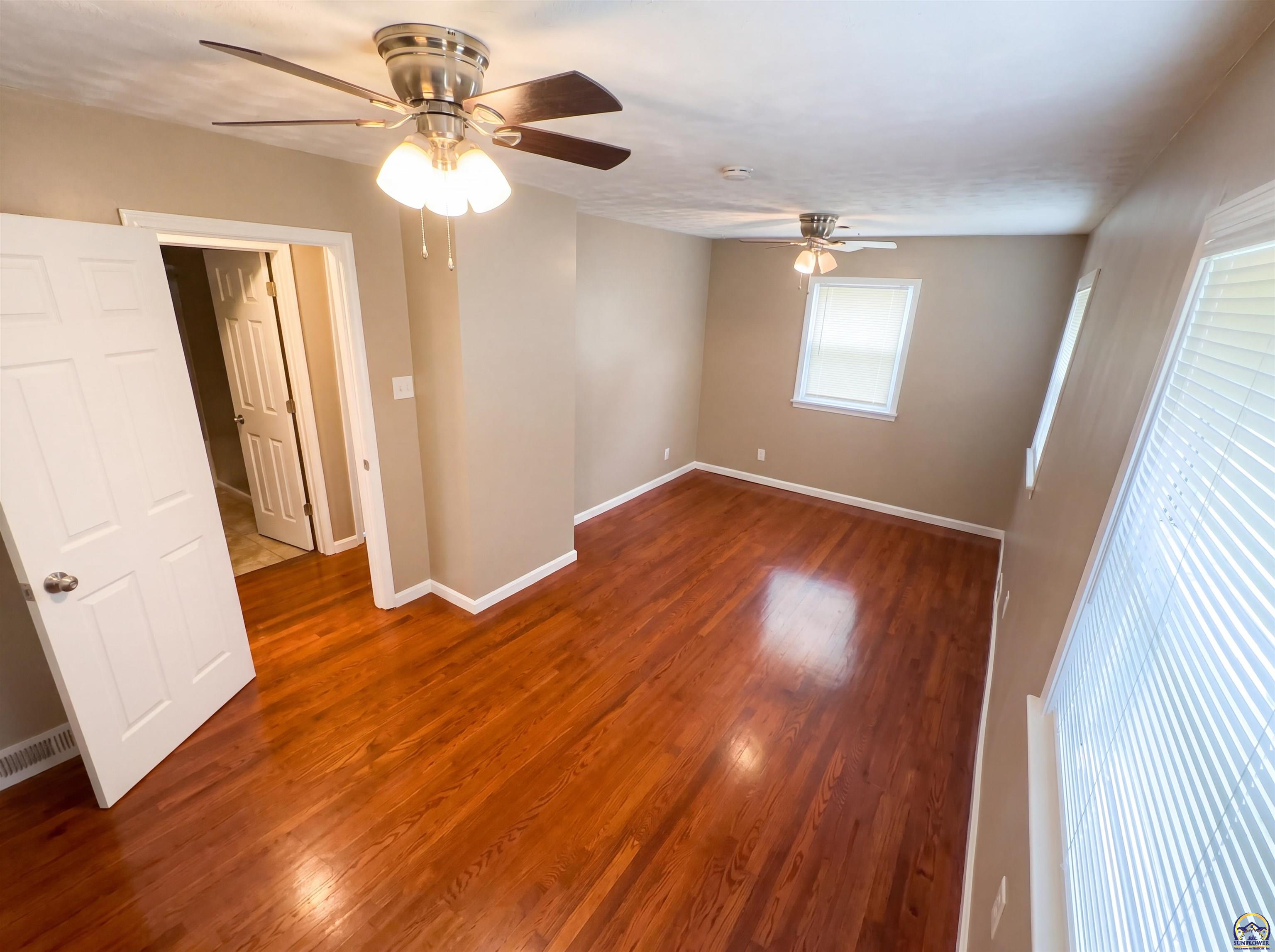 5618 Southwest 14th Street Topeka, KS 66604 - Photo 13 of 15
