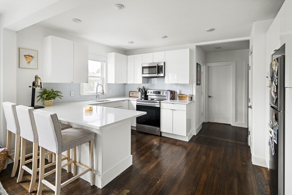 4438 Washington Street, Unit 3 Boston, MA 02131 - Photo 3 of 21