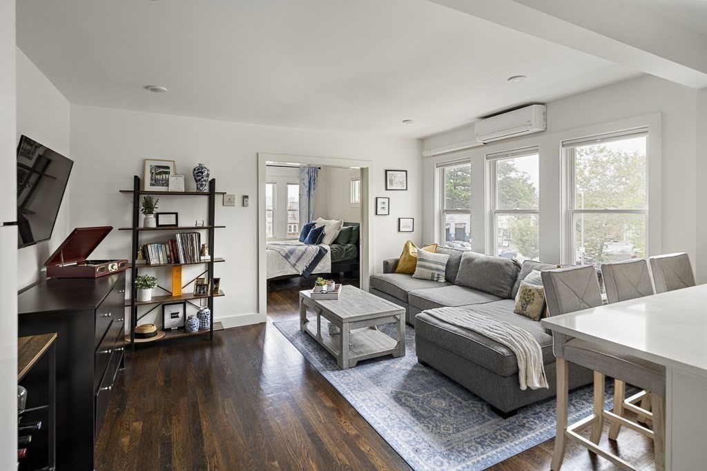 4438 Washington Street, Unit 3 Boston, MA 02131 - Photo 5 of 21