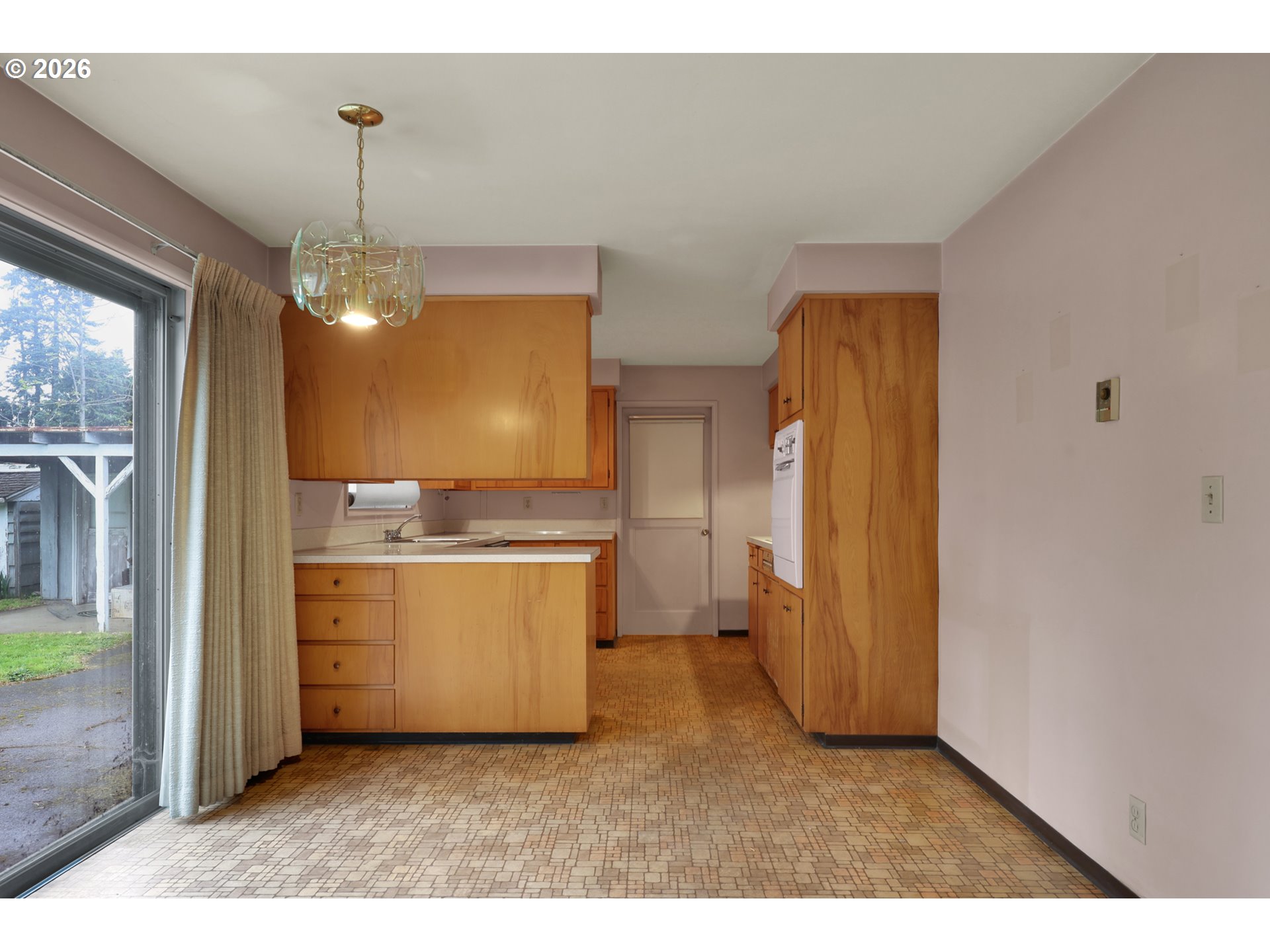 526 Archie Street Eugene, OR 97402 - Photo 11 of 34