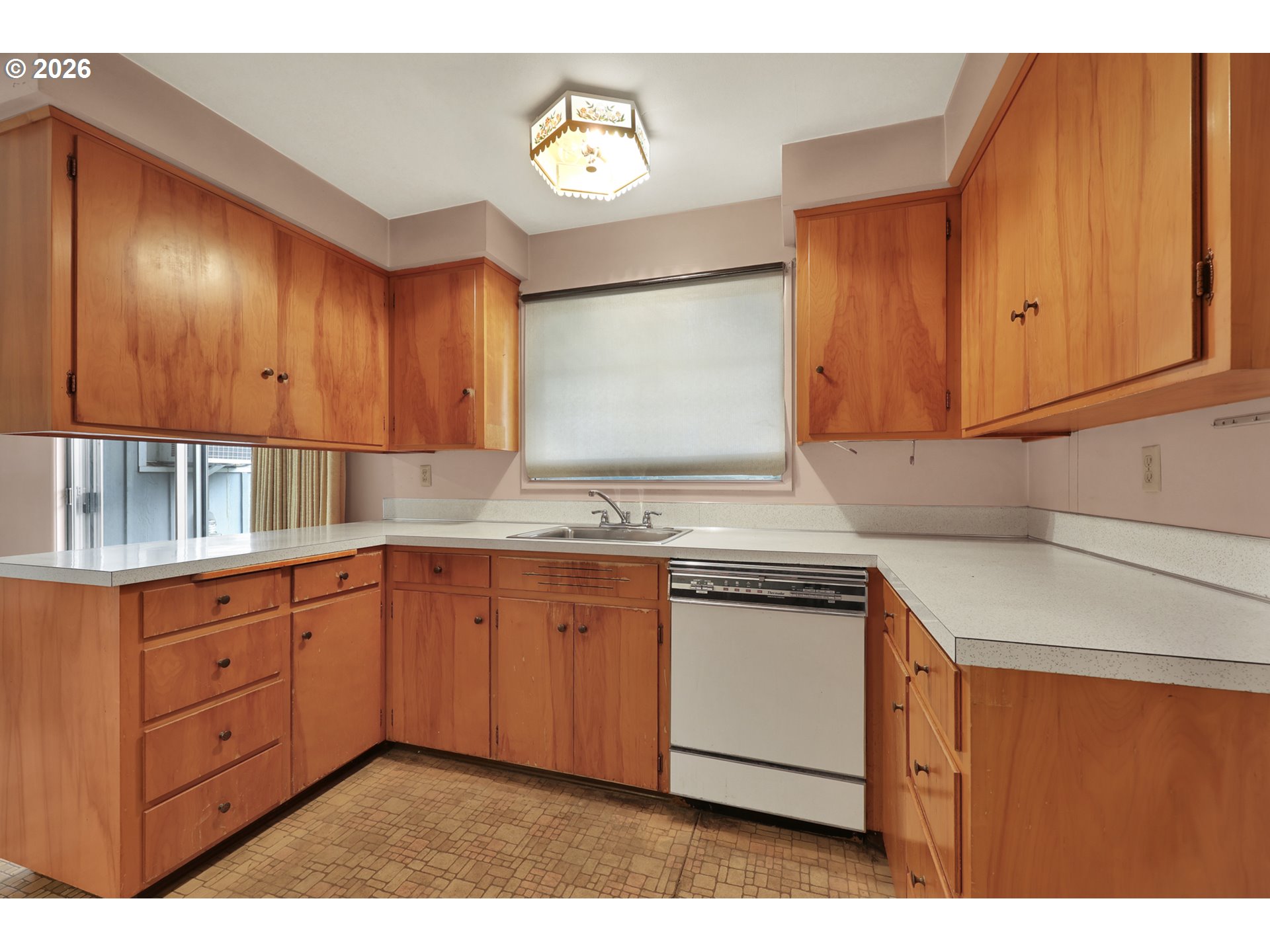 526 Archie Street Eugene, OR 97402 - Photo 15 of 34