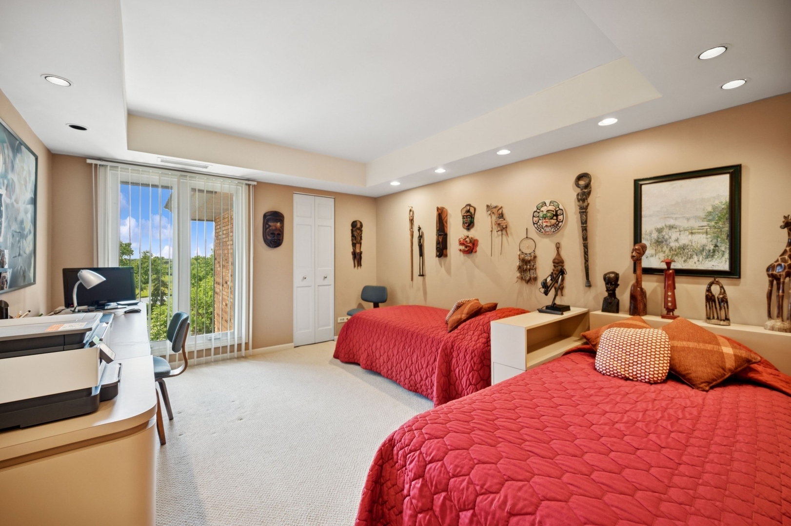 1671 Mission Hills Road, Unit 501 Northbrook, IL 60062 - Photo 22 of 27 a bedroom with two beds and a large mirror