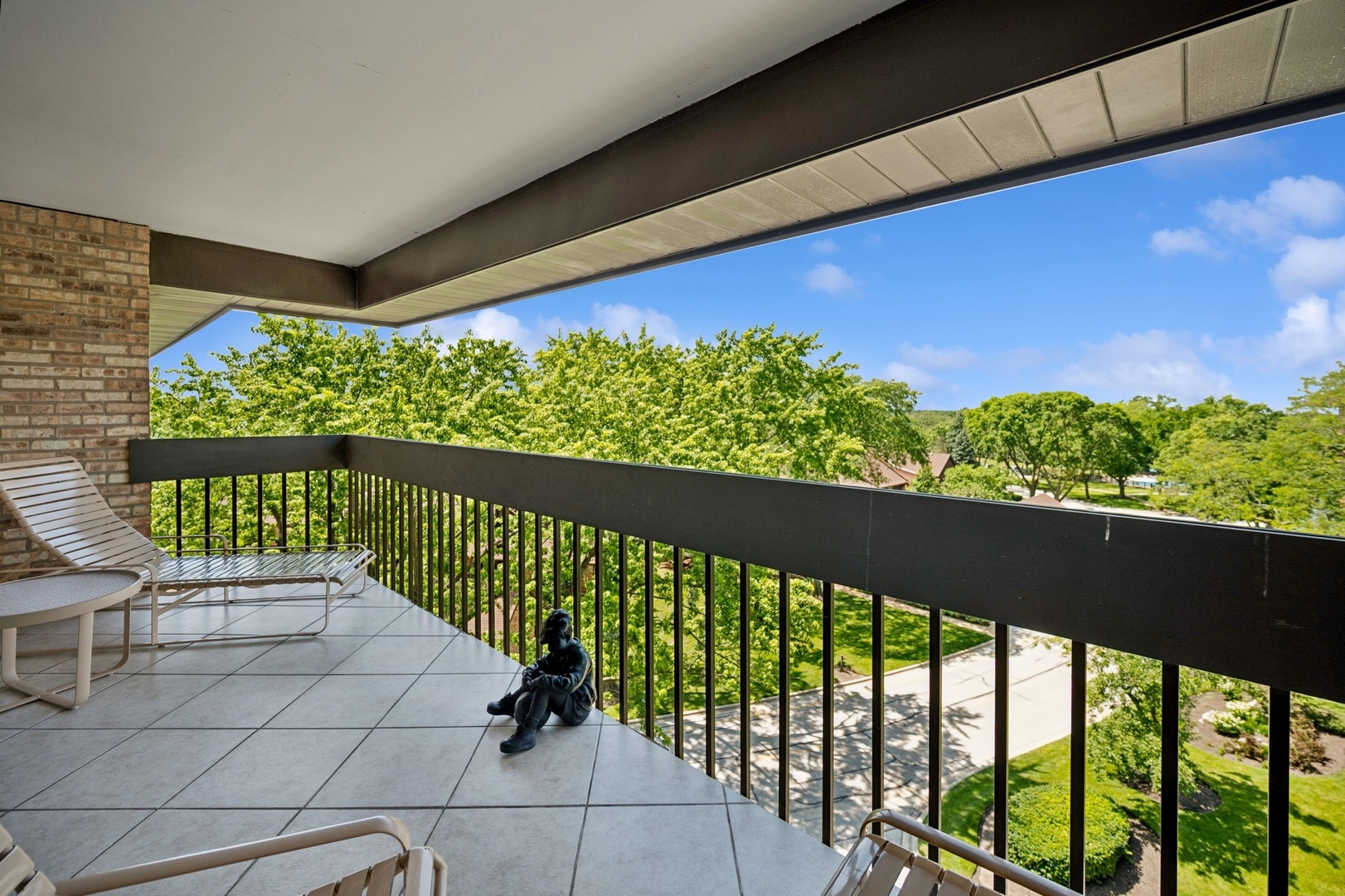 1671 Mission Hills Road, Unit 501 Northbrook, IL 60062 - Photo 24 of 27 a view of balcony
