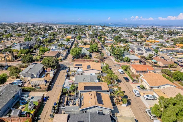 $950,000 | 1016 Delaware Street, Imperial Beach, CA 91932