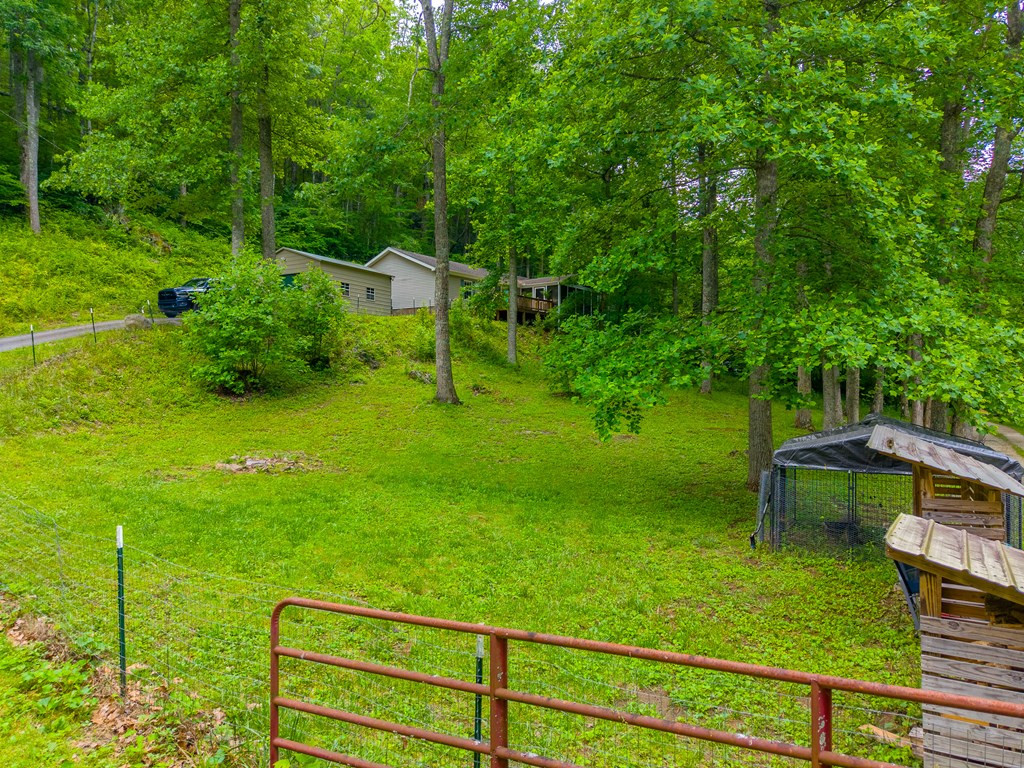224 Cochrans Cr Road Robbinsville, NC 28771 - Photo 37 of 42