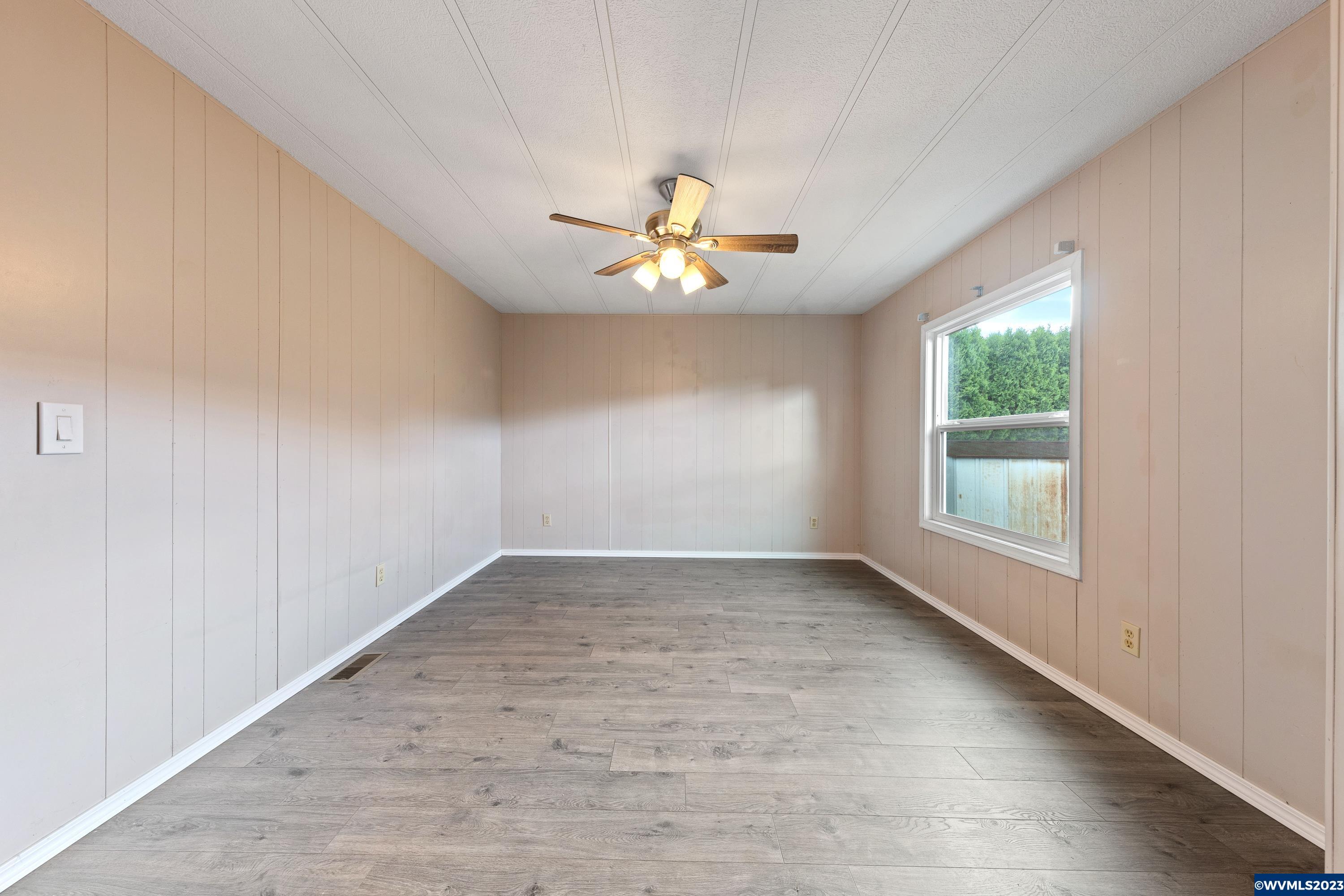 141 South 17th Street, Unit 3 Independence, OR 97351 - Photo 14 of 28