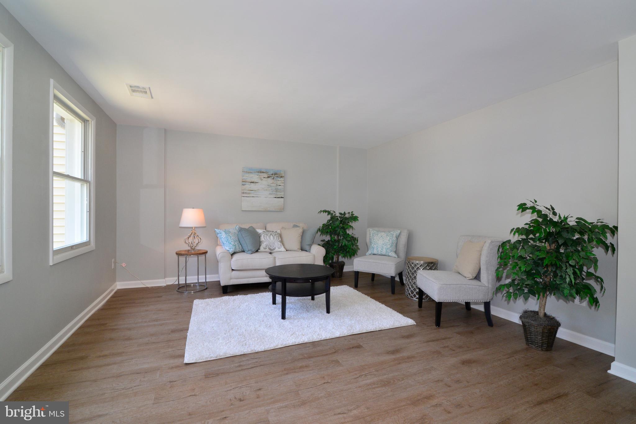 8345 Bark Tree Court Springfield, VA 22153 - Photo 3 of 26