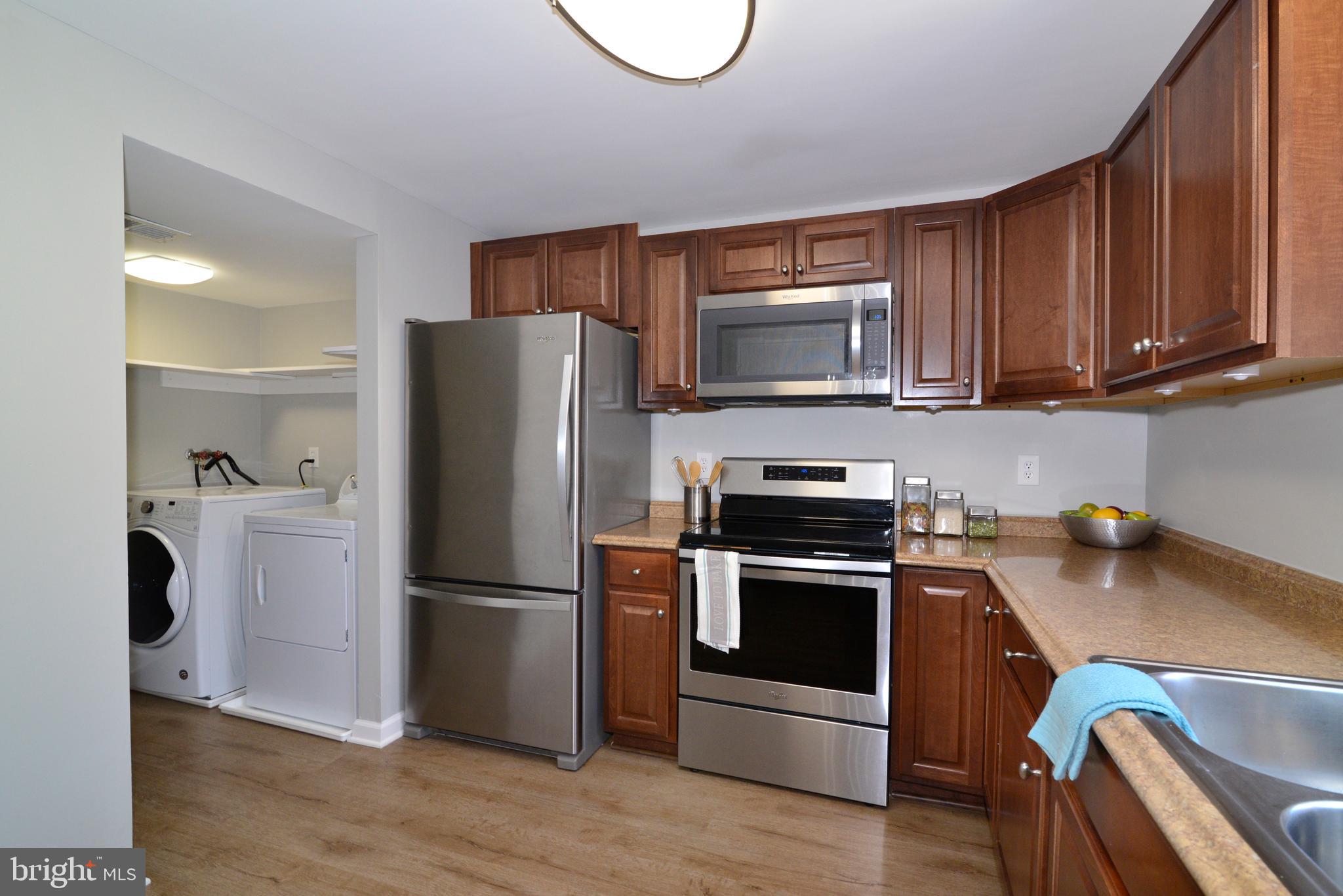 8345 Bark Tree Court Springfield, VA 22153 - Photo 7 of 26