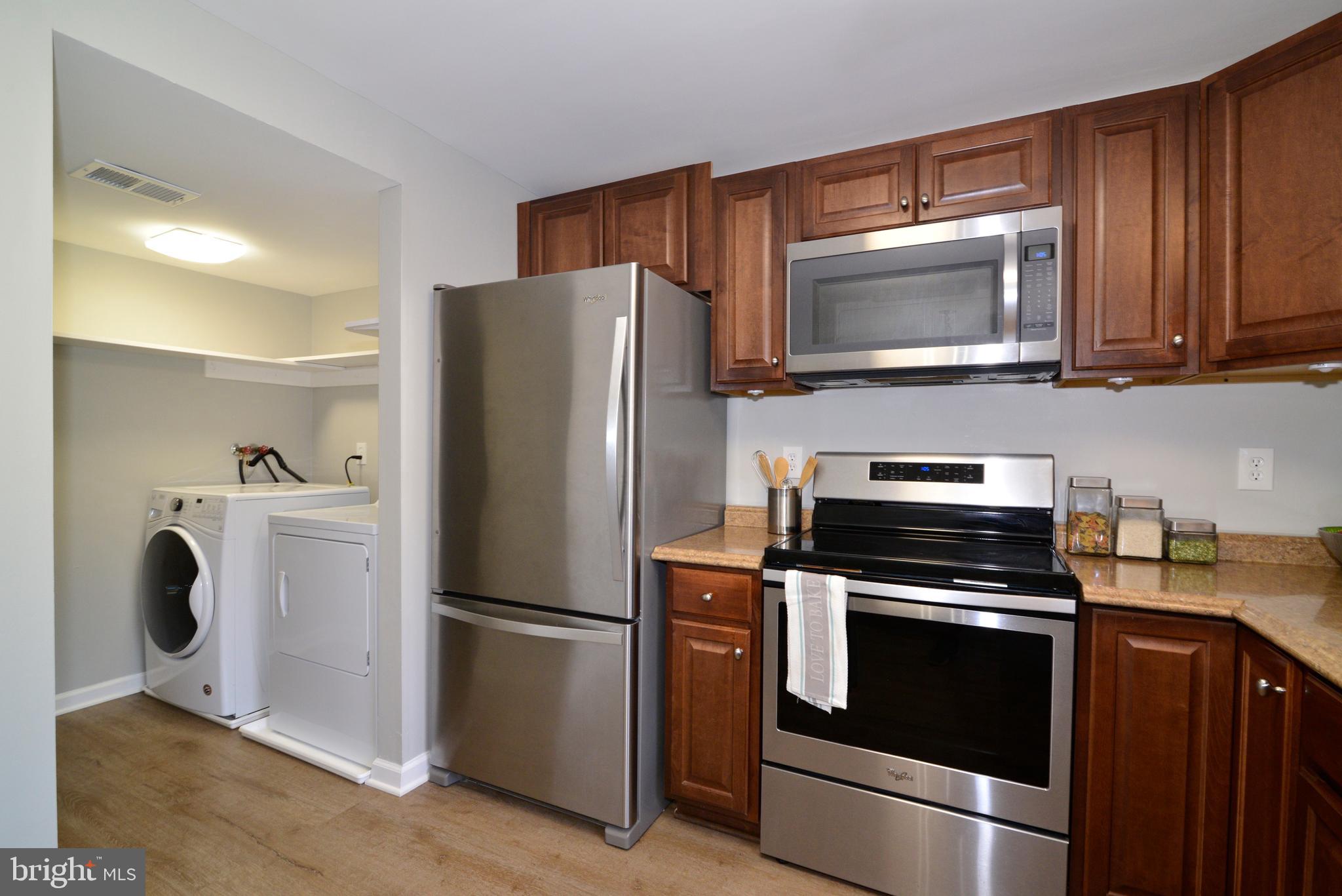 8345 Bark Tree Court Springfield, VA 22153 - Photo 9 of 26