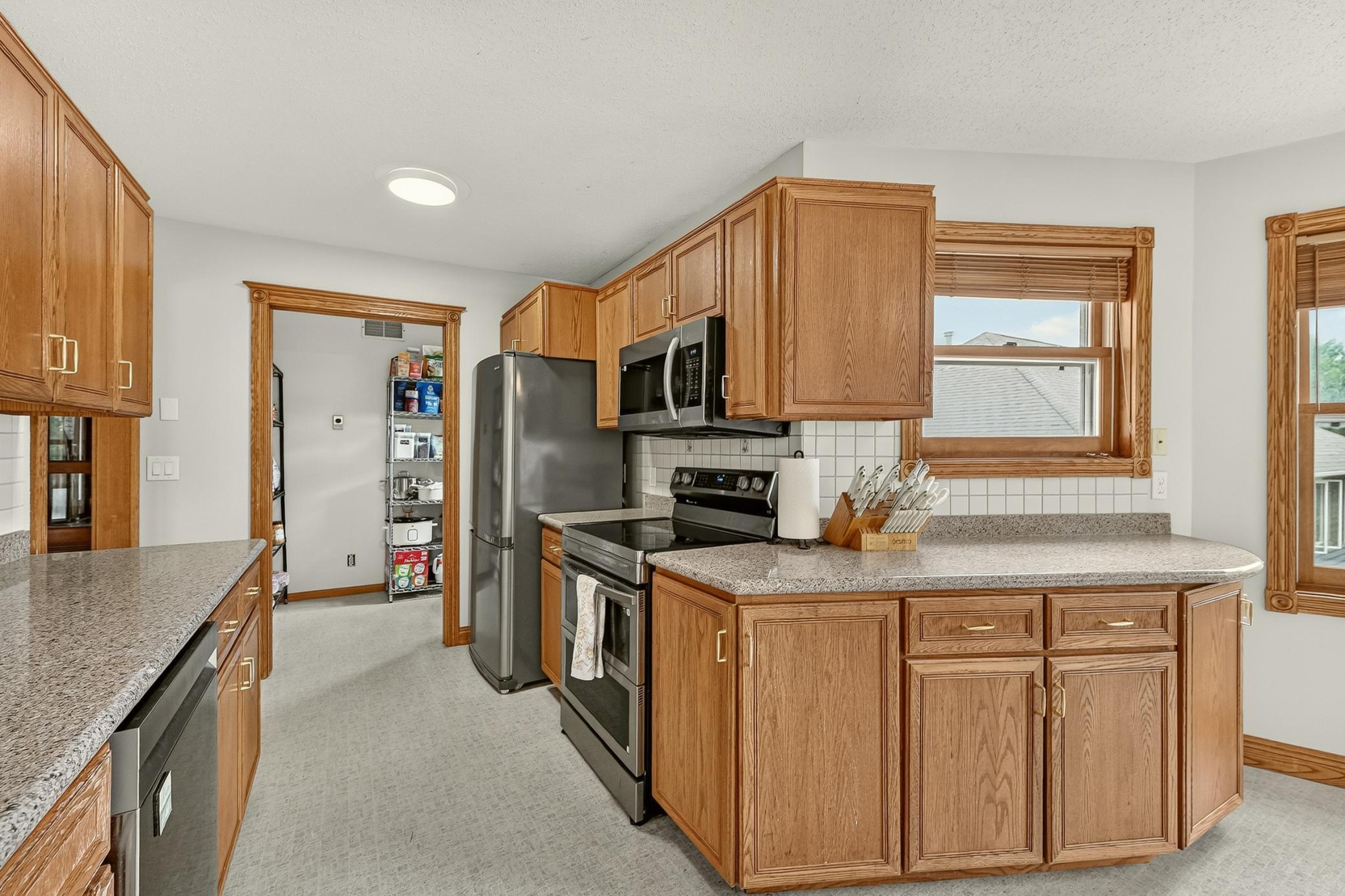 1851 22nd Avenue Northeast Rochester, MN 55906 - Photo 16 of 39