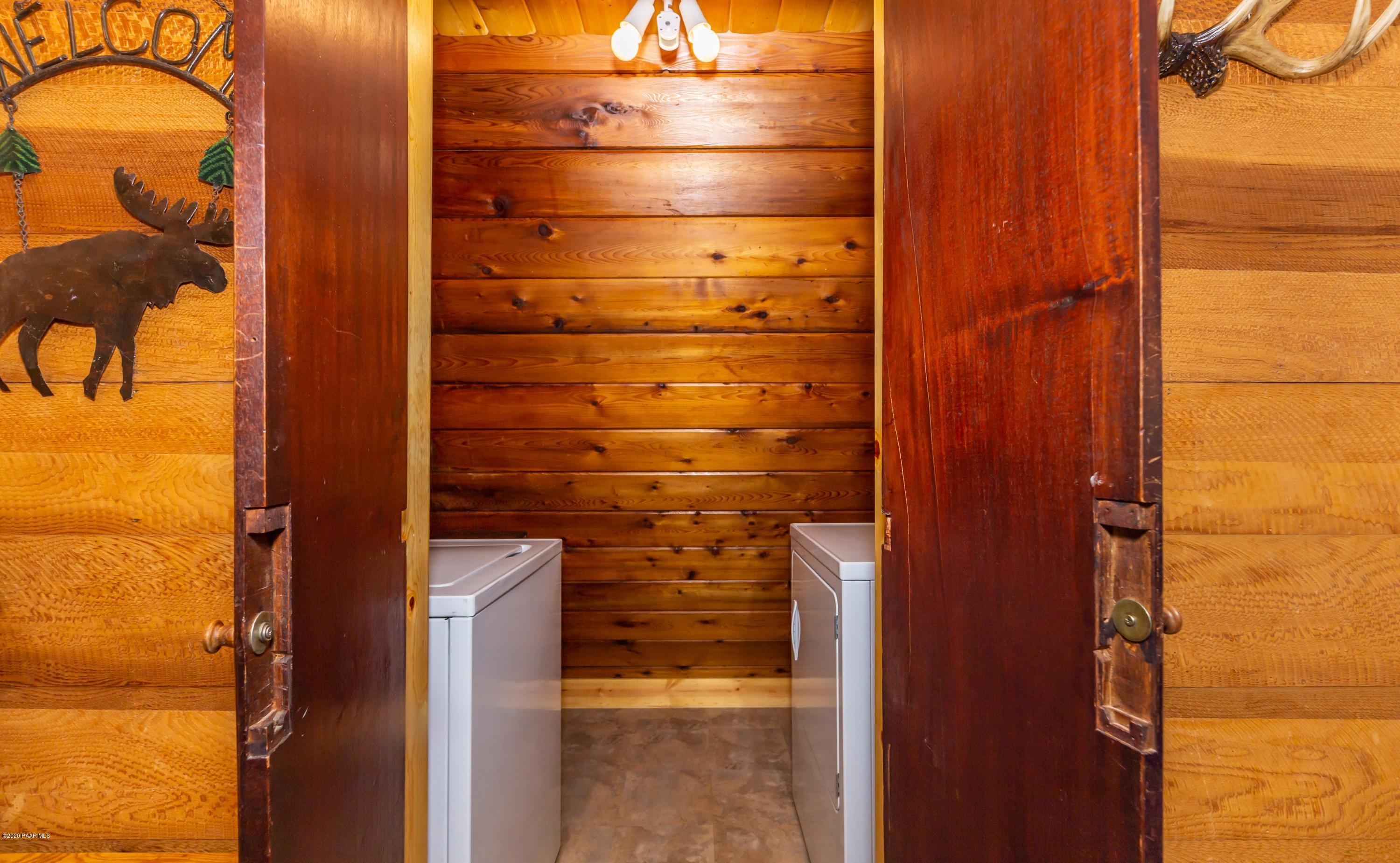4949 South View Road Prescott, AZ 86303 - Photo 17 of 28 017_Laundry Room