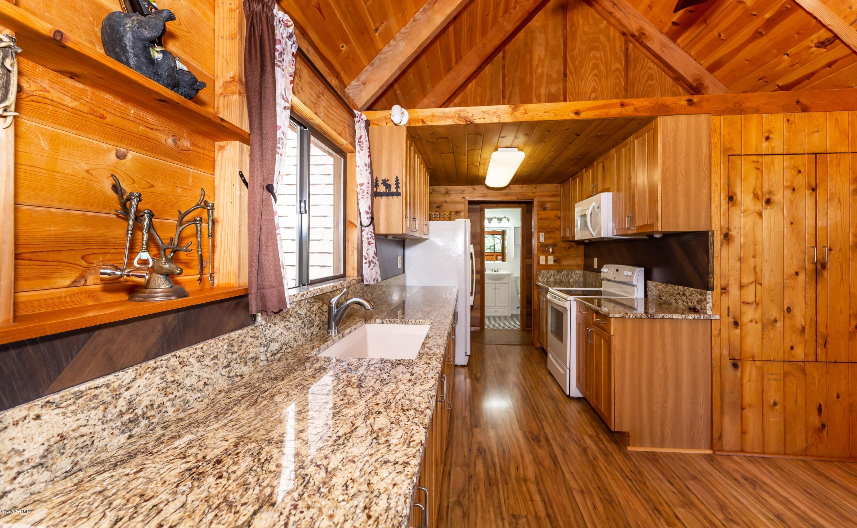 4949 South View Road Prescott, AZ 86303 - Photo 8 of 28 008_Kitchen