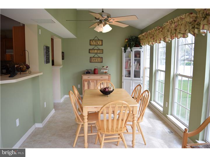 708 Chatsford Road Williamstown, NJ 08094 - Photo 8 of 25