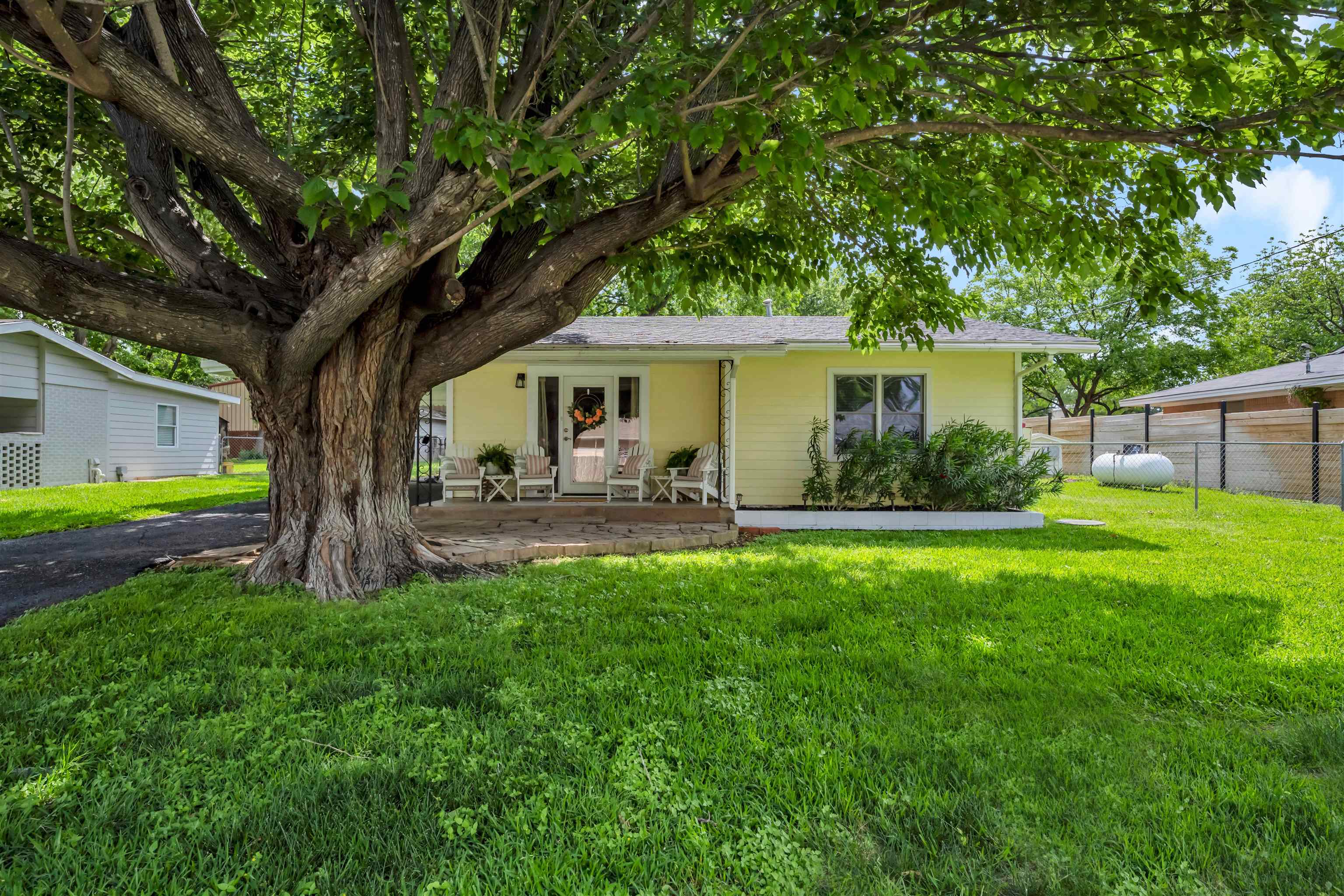 301 Riverside Drive Kingsland, TX 78639 - Photo 1 of 40