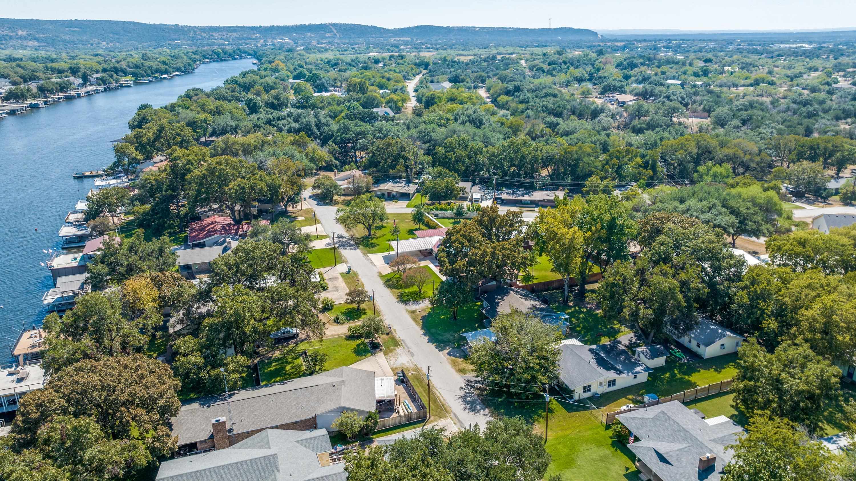 301 Riverside Drive Kingsland, TX 78639 - Photo 39 of 40