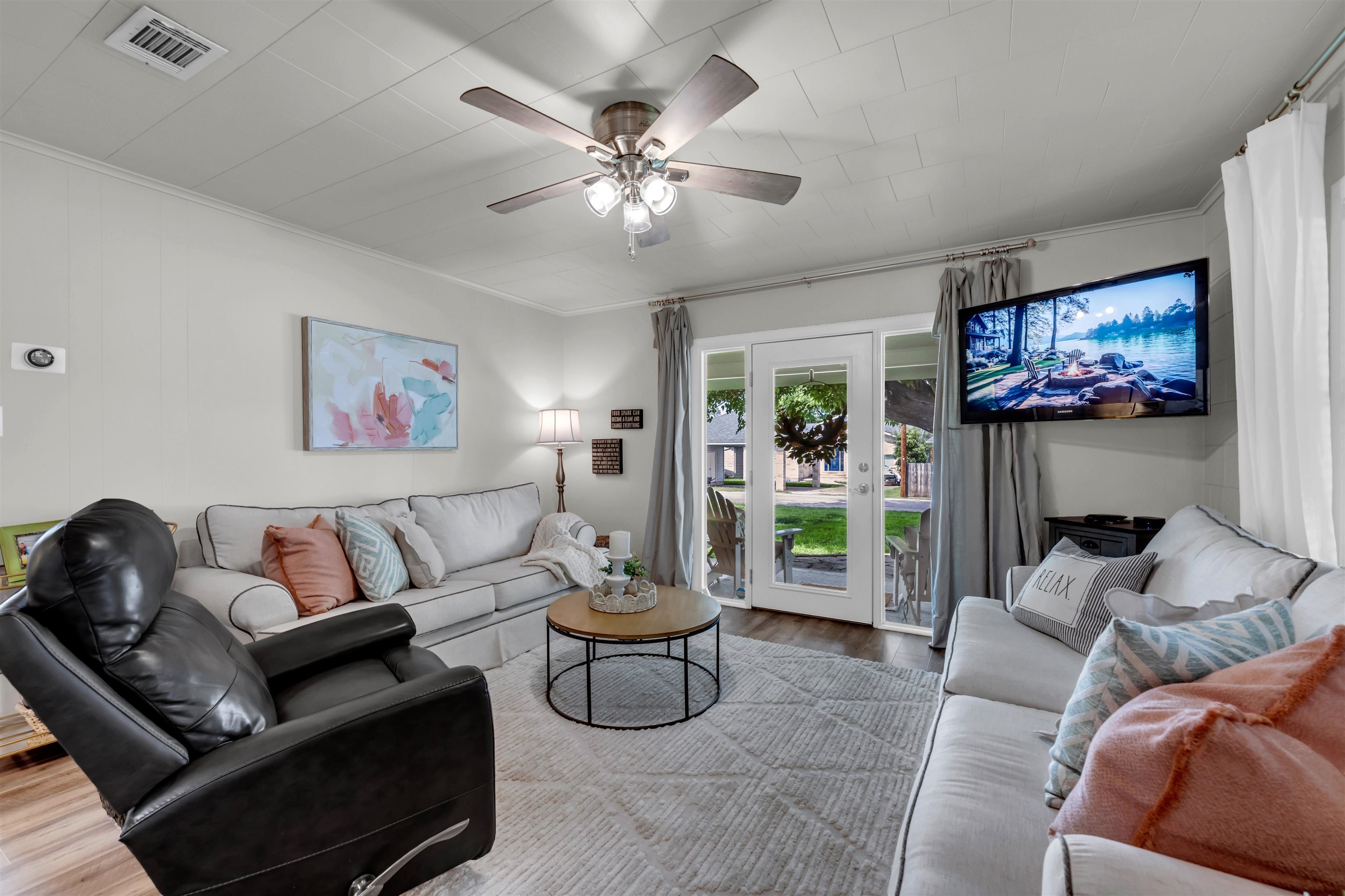 301 Riverside Drive Kingsland, TX 78639 - Photo 5 of 40