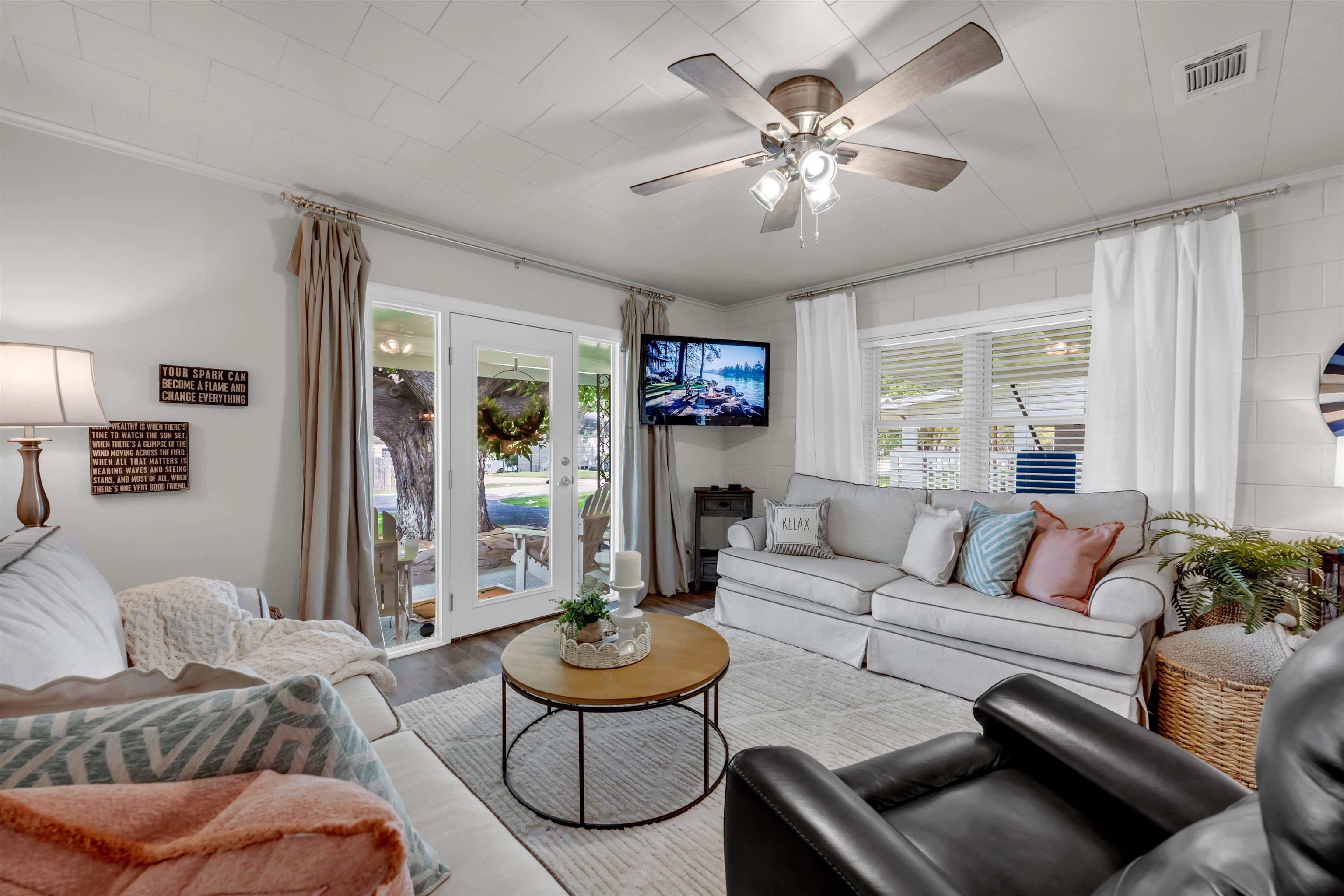 301 Riverside Drive Kingsland, TX 78639 - Photo 6 of 40