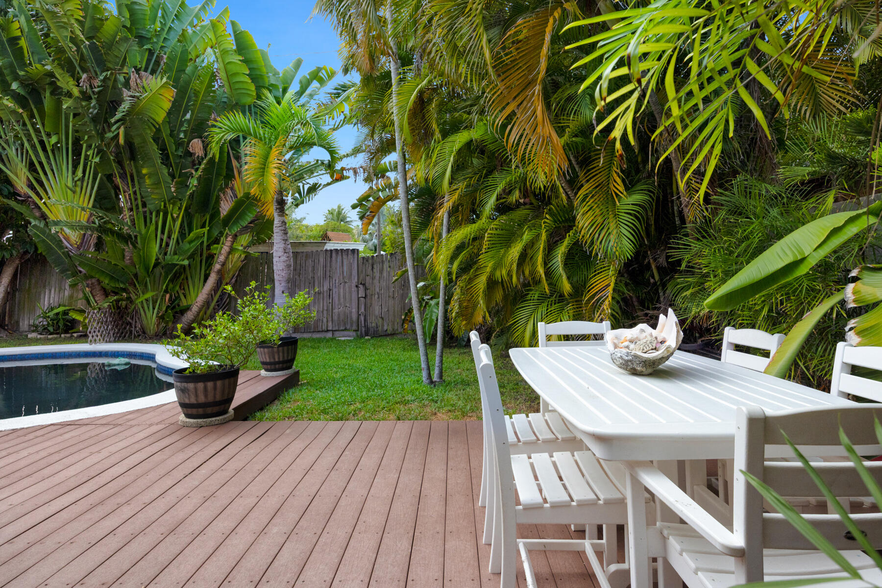 1510 18th Street Key West, FL 33040 - Photo 27 of 36 Backyard