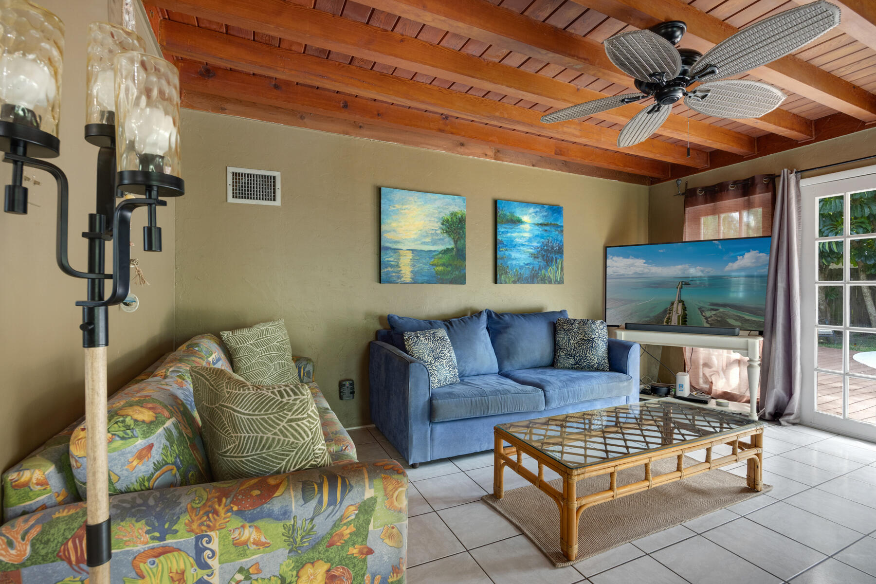 1510 18th Street Key West, FL 33040 - Photo 6 of 36 Living room