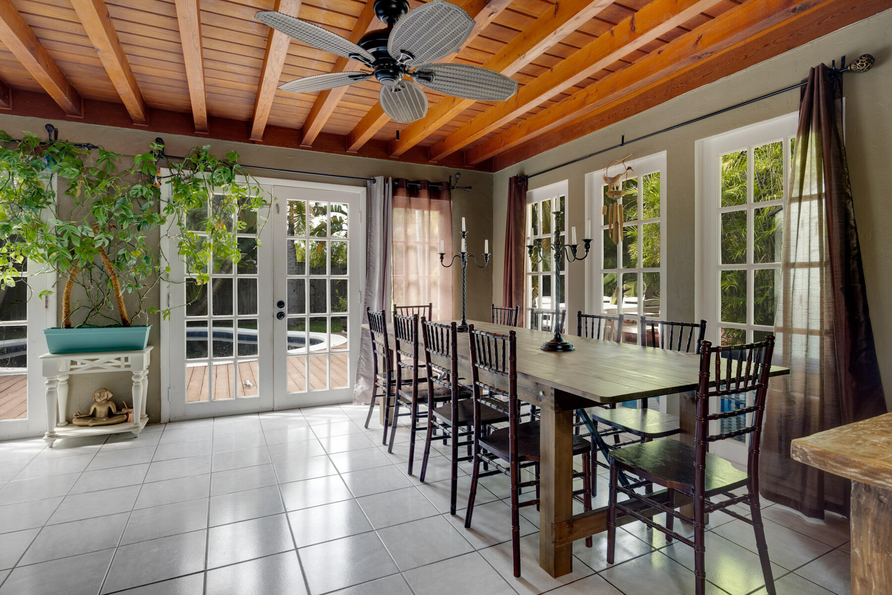 1510 18th Street Key West, FL 33040 - Photo 7 of 36 Dining room