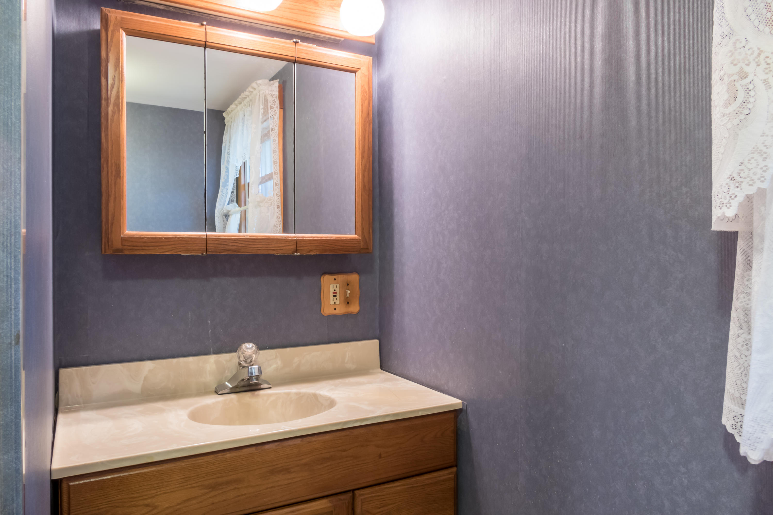 3 McKinney Road Harpswell, ME 04079 - Photo 24 of 40 Half bath