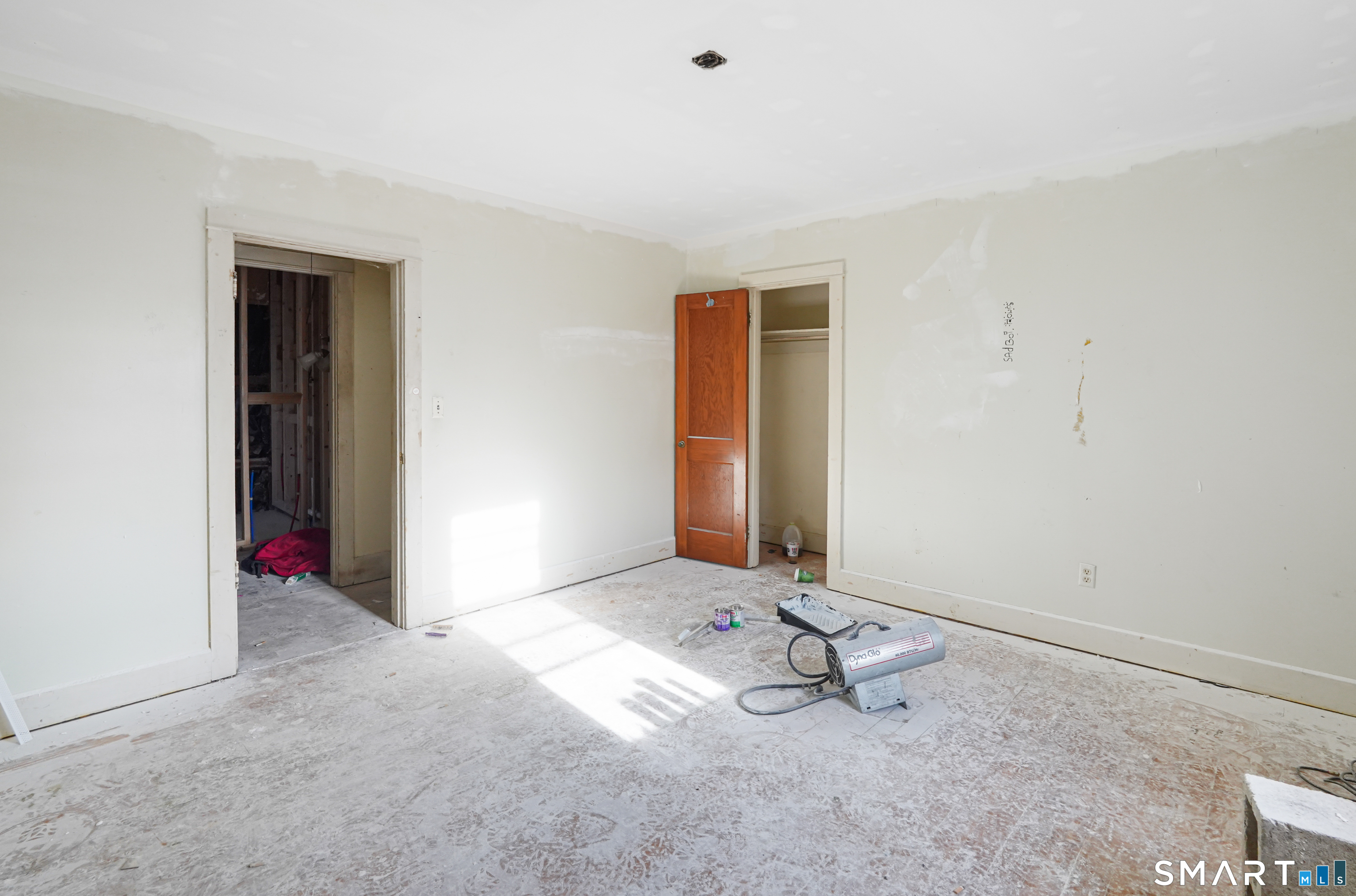 383 Putnam Pike Killingly, CT 06241 - Photo 32 of 40