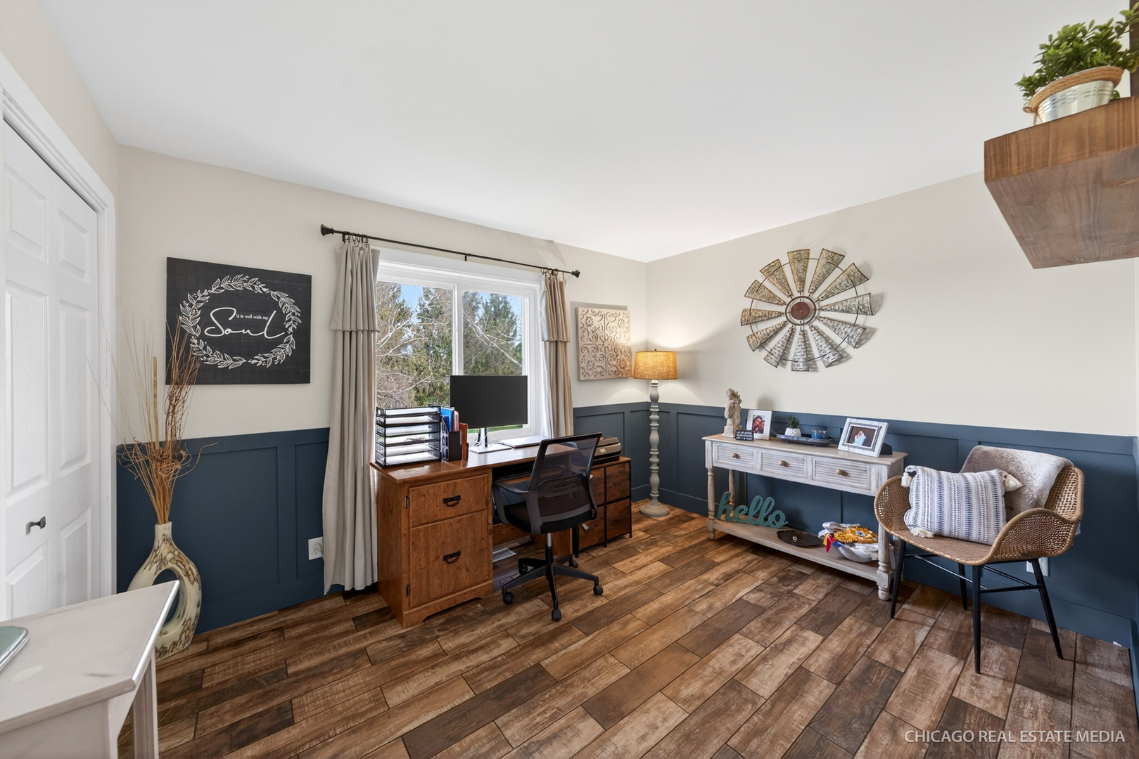 1513 Deerpass Road Marengo, IL 60152 - Photo 22 of 48 a workspace with furniture and window