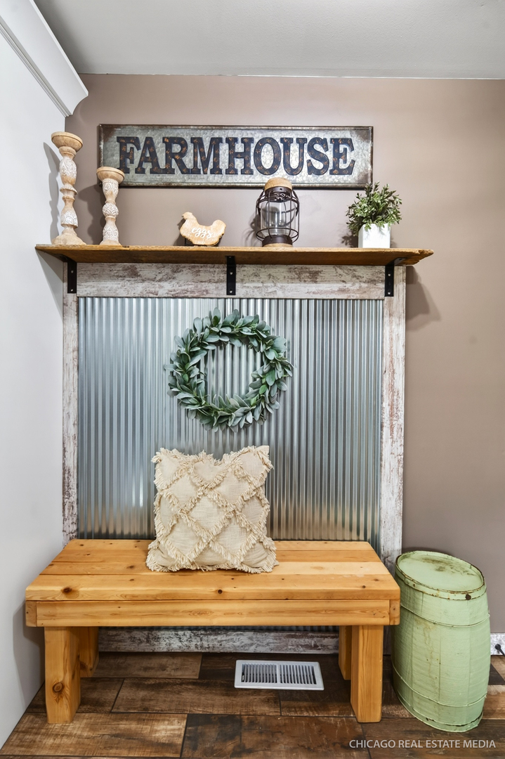 1513 Deerpass Road Marengo, IL 60152 - Photo 9 of 48 a view of table and chair