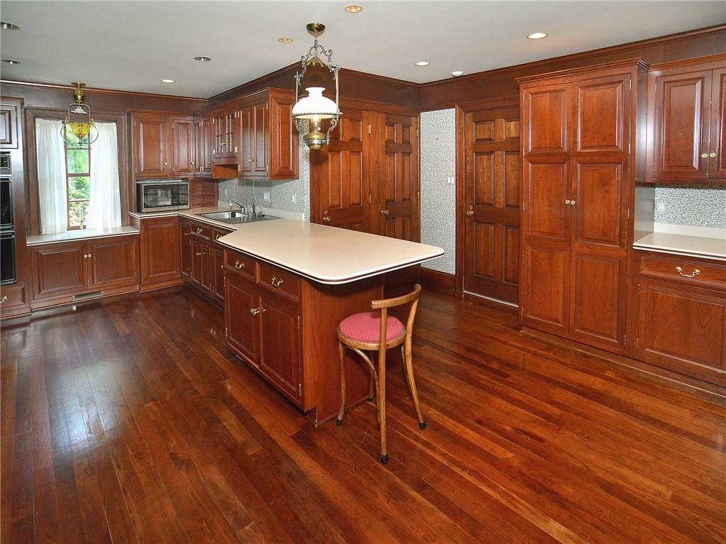 110 Fairview Road Ligonier, PA 15658 - Photo 2 of 25 Gallery Image 2