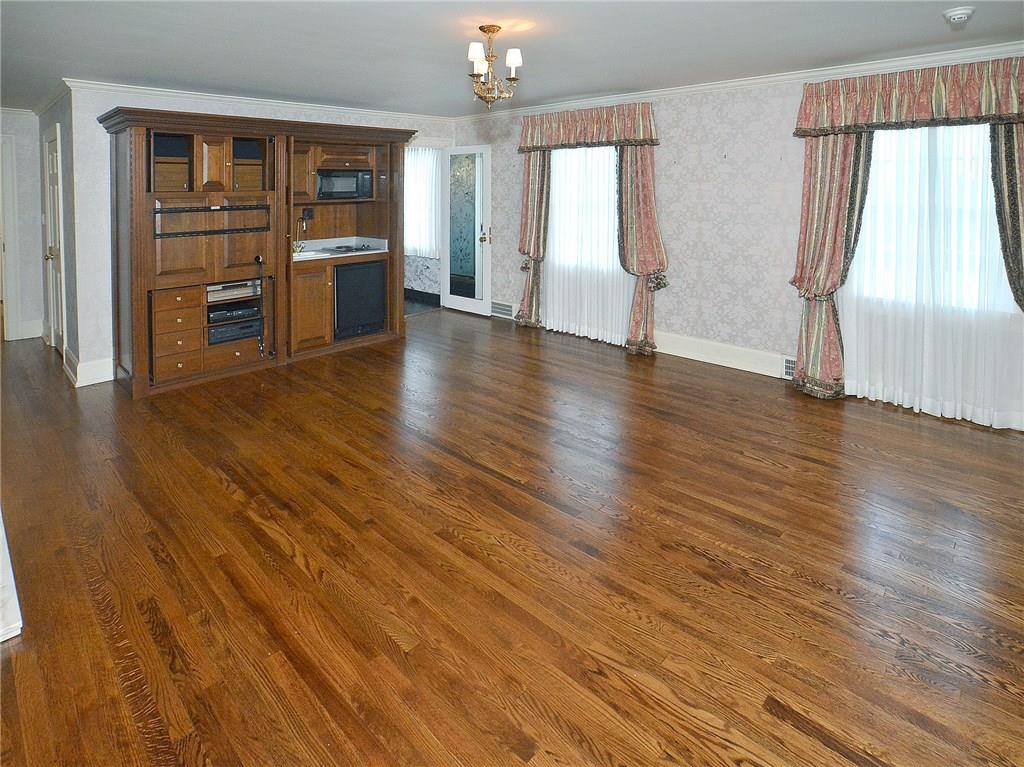 110 Fairview Road Ligonier, PA 15658 - Photo 14 of 25 Gallery Image 14