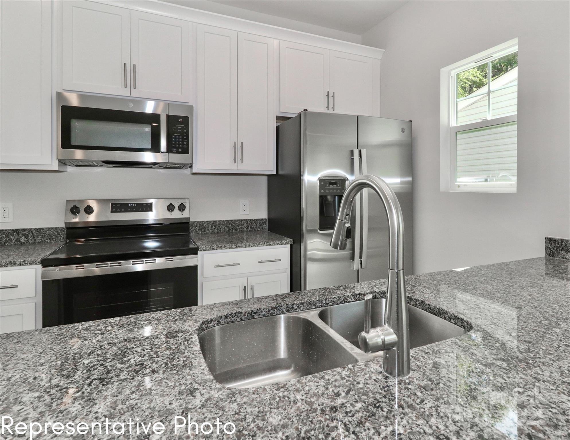 558 Ridge Avenue Mooresville, NC 28115 - Photo 4 of 6 Gallery Image 4